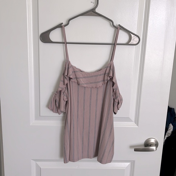 Off-shoulder Striped Tank - Picture 2 of 4